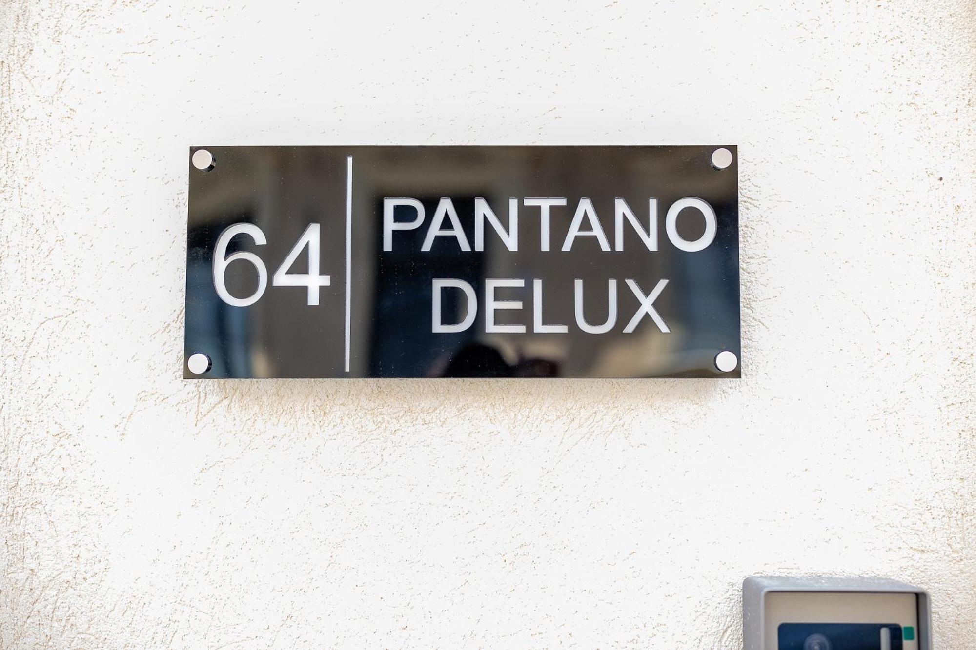 64 Pantano Delux